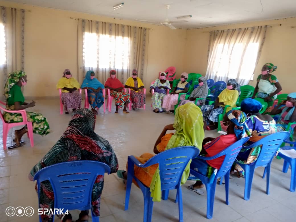 Animation des causeries éducatives sur les VBG  avec les élèves du  CETIC de Petté  et les apprenants du CPFF à l’occasion de la commémoration de la journée internationale de la jeune fille