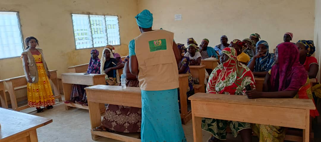 Causerie éducative sur les VGB avec les femmes à Meskine dans l’Arrondissement de Maroua 1er - Photo 4