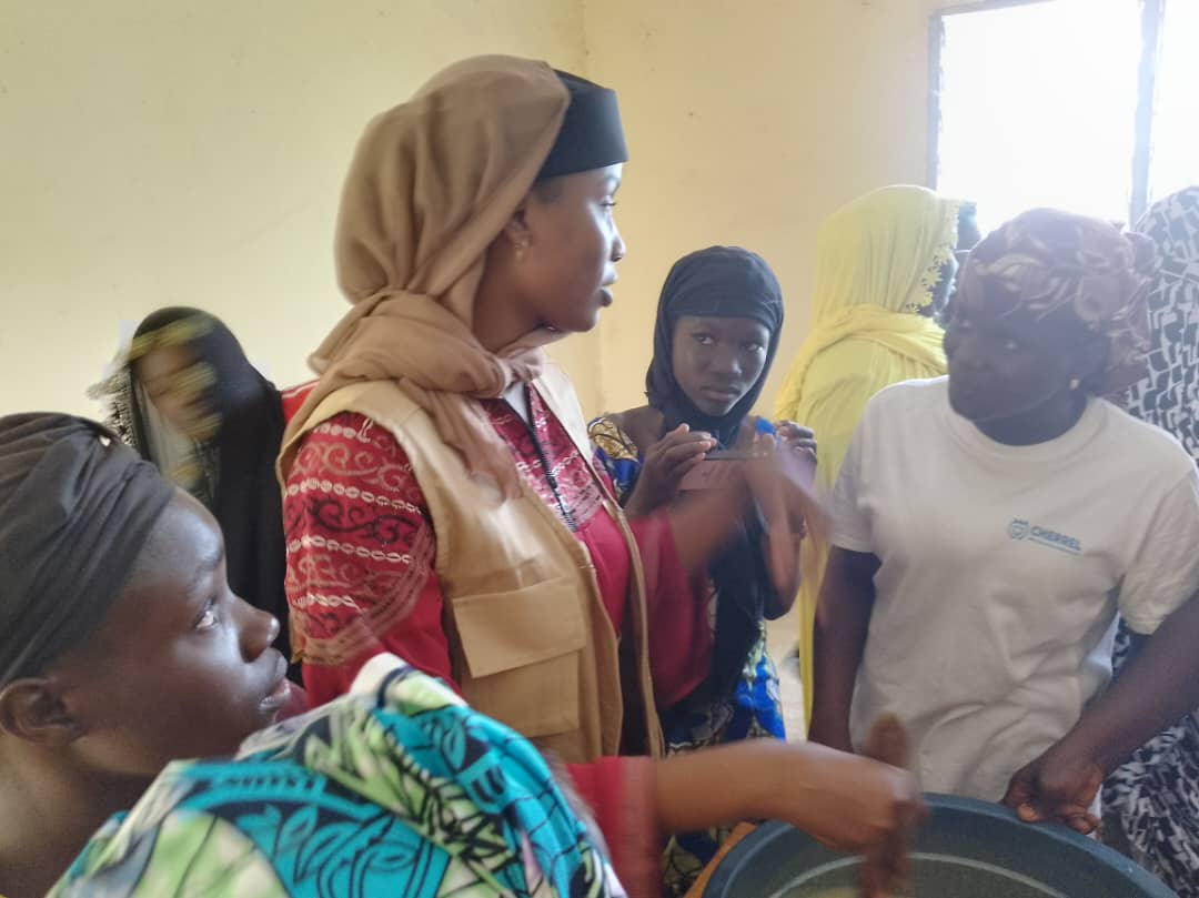 Atelier de formation des femmes et des jeunes filles en fabrication du savon solide - Photo 7