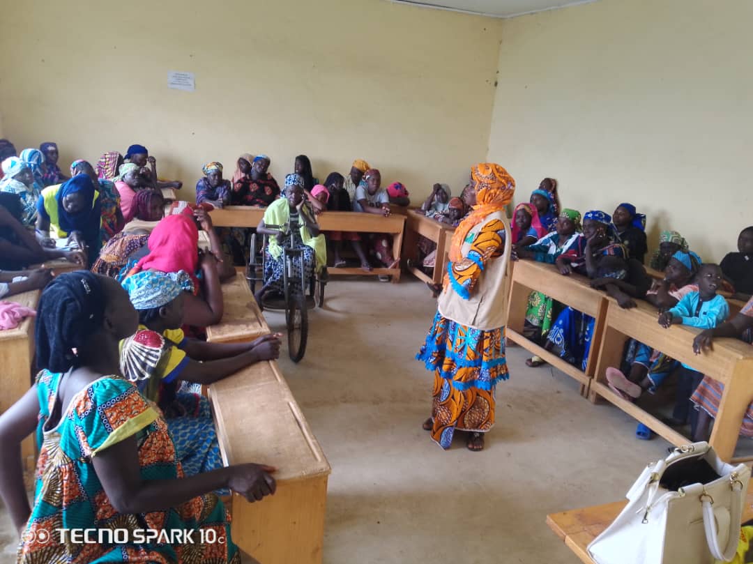 Organisation de la réunion communautaire pour l’identification des besoins des au centre d’éducation et d’animation communautaire de Meskine (CEAC) avec 51 femmes et jeunes - Photo 8