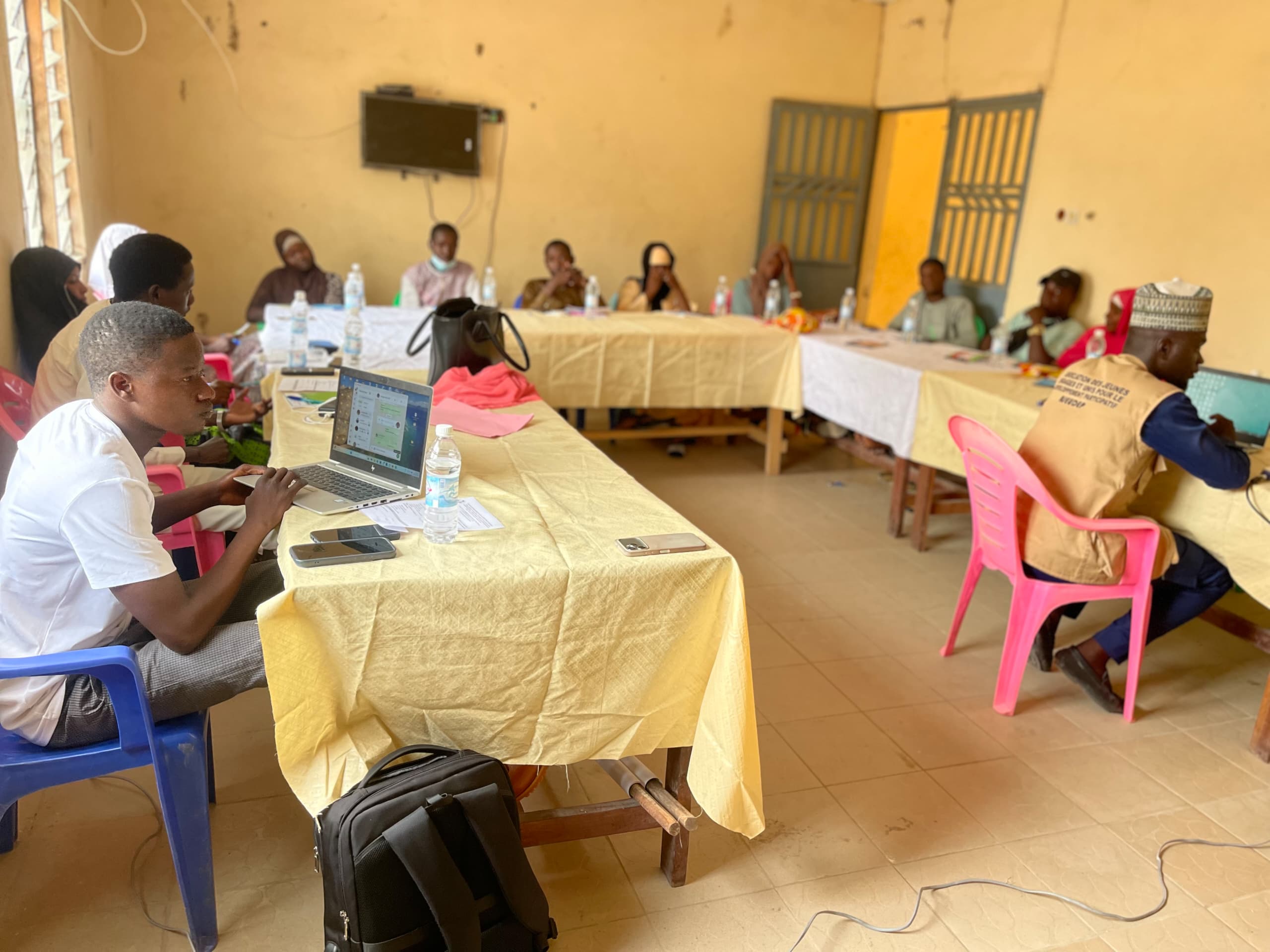 atelier de renforcement des capacités des membres de l'AJEUDEP en montages et gestion des projets sur la la gestion des ressources naturelles (GRN) et la mobilisation des ressources. - Photo 5